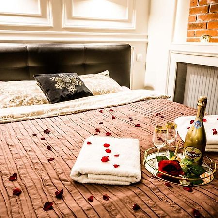 Luxury Jacuzzi Apartment Краков Экстерьер фото