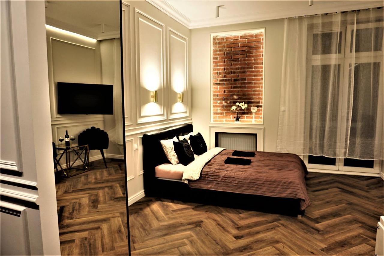 Luxury Jacuzzi Apartment Краков Экстерьер фото